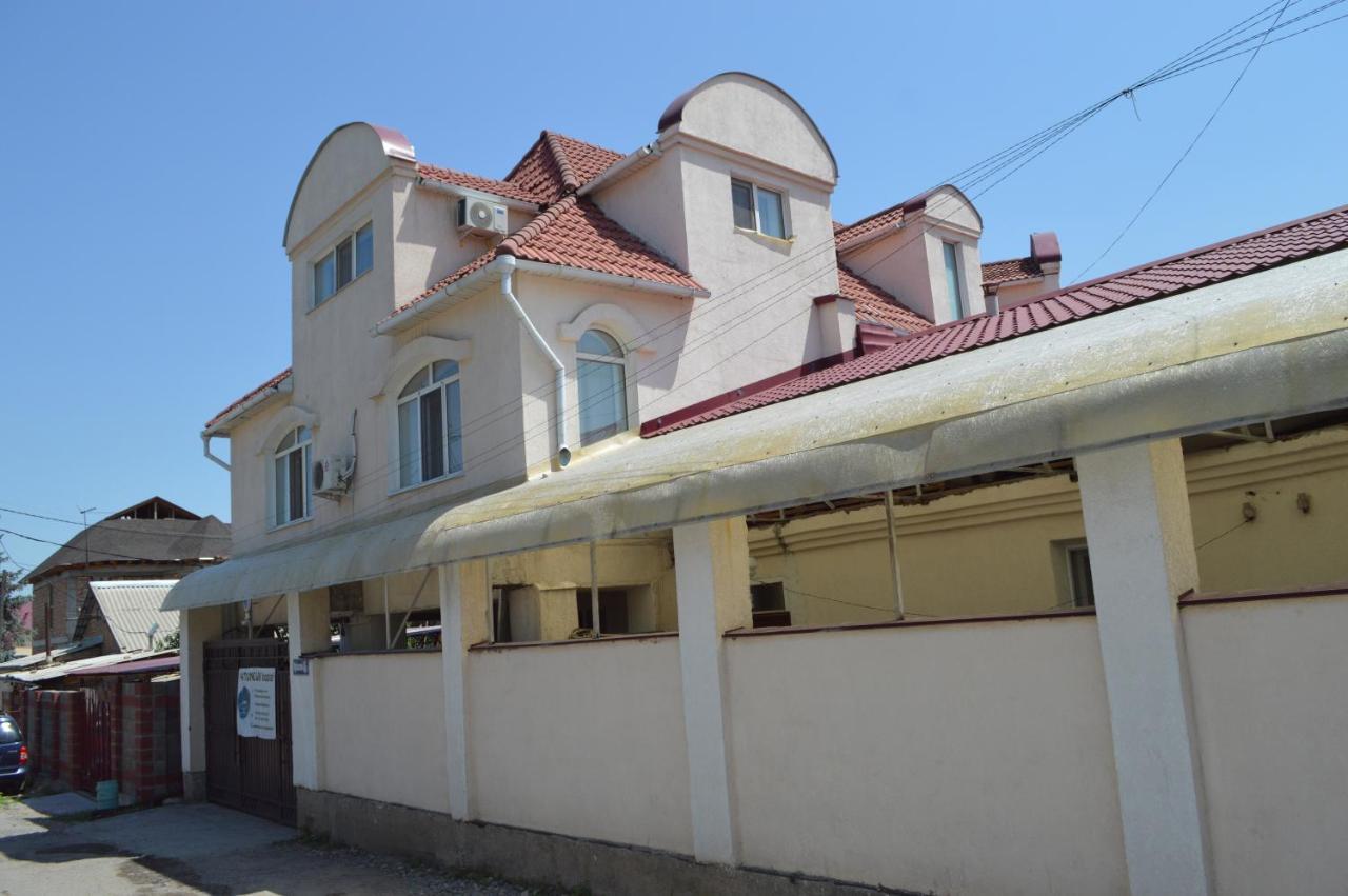 Tunduk Hostel Bishkek Exterior foto